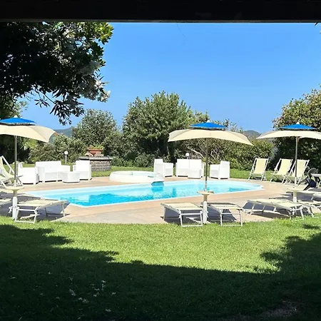 Country house Turismo Rurale La Miniera Fiorita Arbus