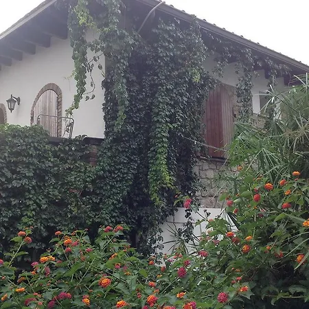 Country house Turismo Rurale La Miniera Fiorita *